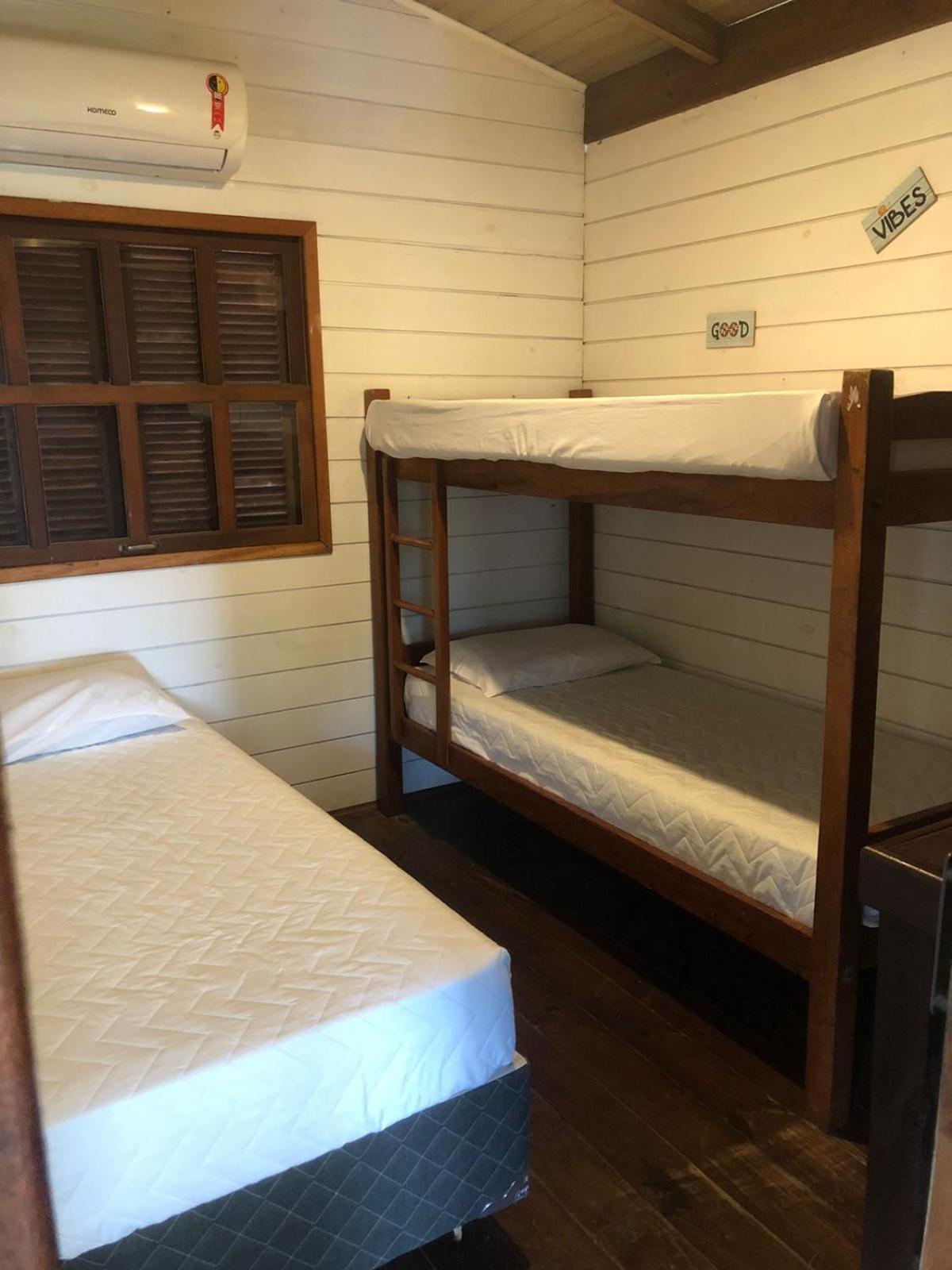 Pousada Aloha Beach House Praia do Rosa Rom bilde